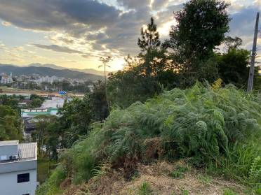 Terreno no morro do Sindicato, bela vista, desnivel